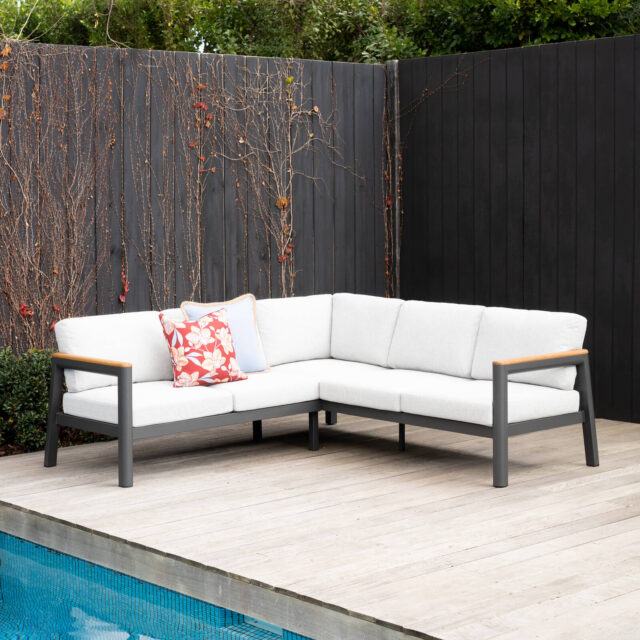 Mimosa Rhone Aluminium Corner Lounge With Cushion